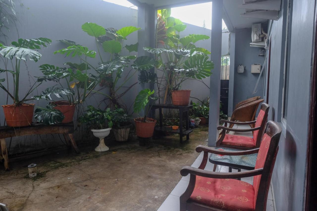 Reddoorz At Lapangan Bandara Sam Ratulangi Manado Hotel Luaran gambar