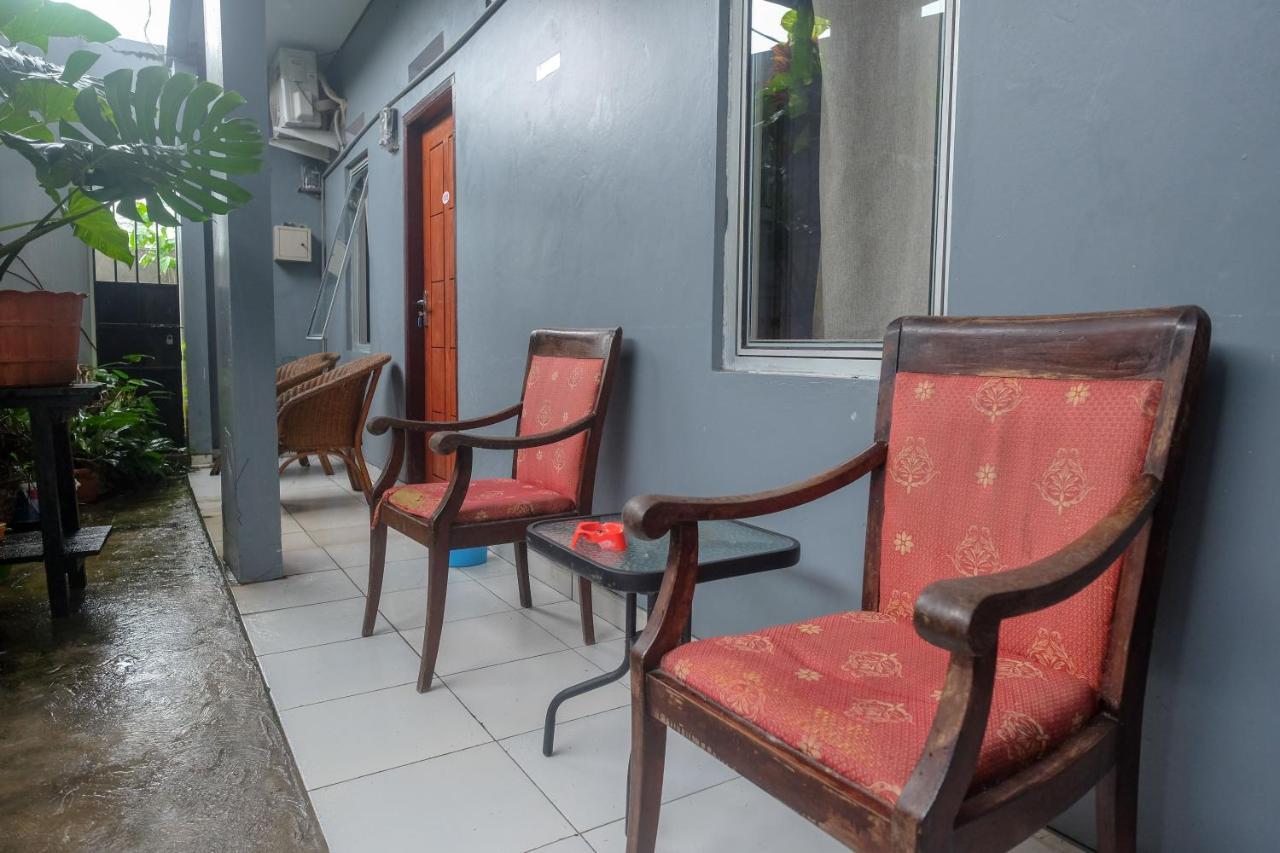Reddoorz At Lapangan Bandara Sam Ratulangi Manado Hotel Luaran gambar